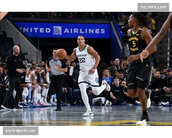 福克斯NBA杯赛场砍下37分6篮板8助攻 马刺后场核心展现全明星水准